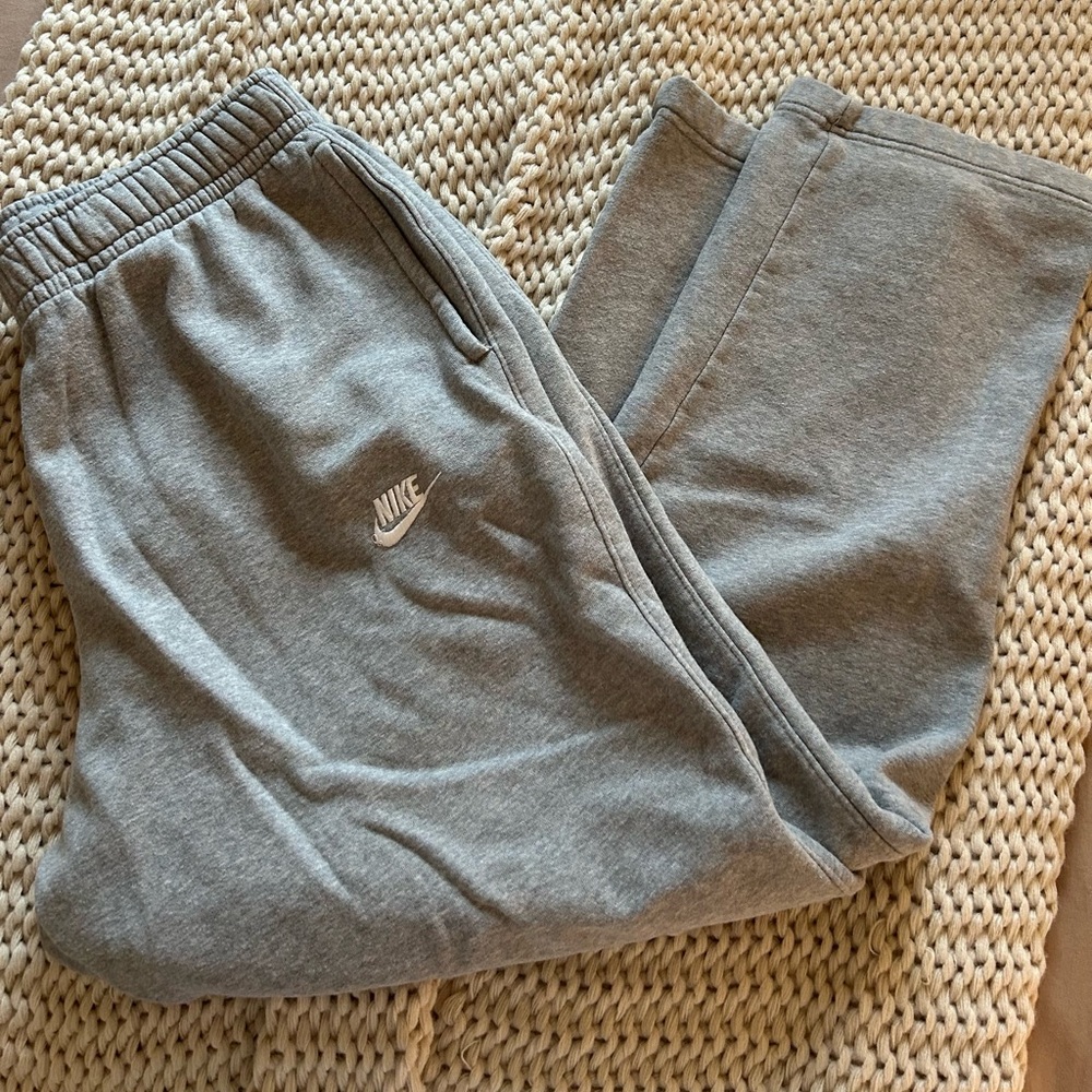 Nike Sweatpants